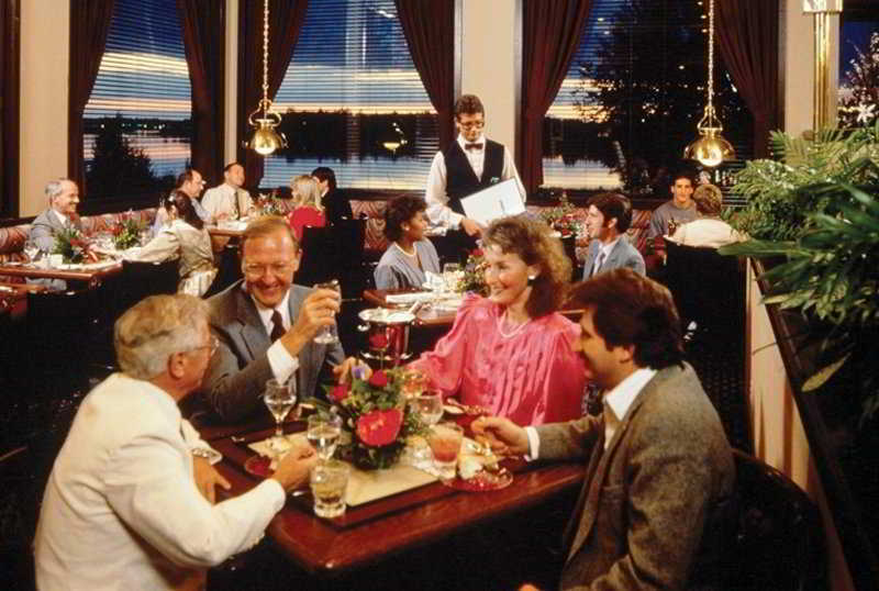 The Lakefront Anchorage Restaurante foto